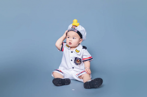 澧县宝宝几个月攒肚子